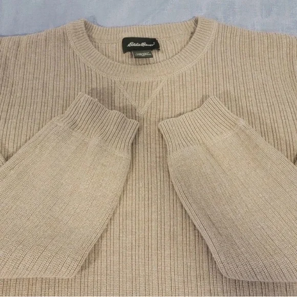 Eddie Bauer Men's Beige Crewneck Sweater - Picture 4 of 11